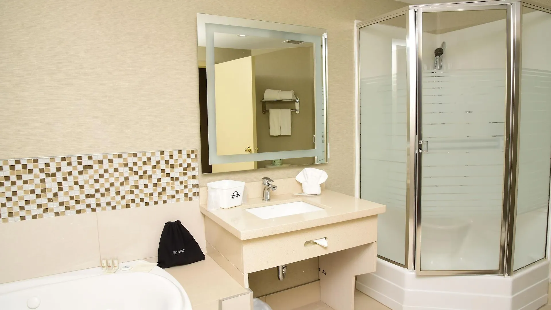 Days Inn By Wyndham Ottawa